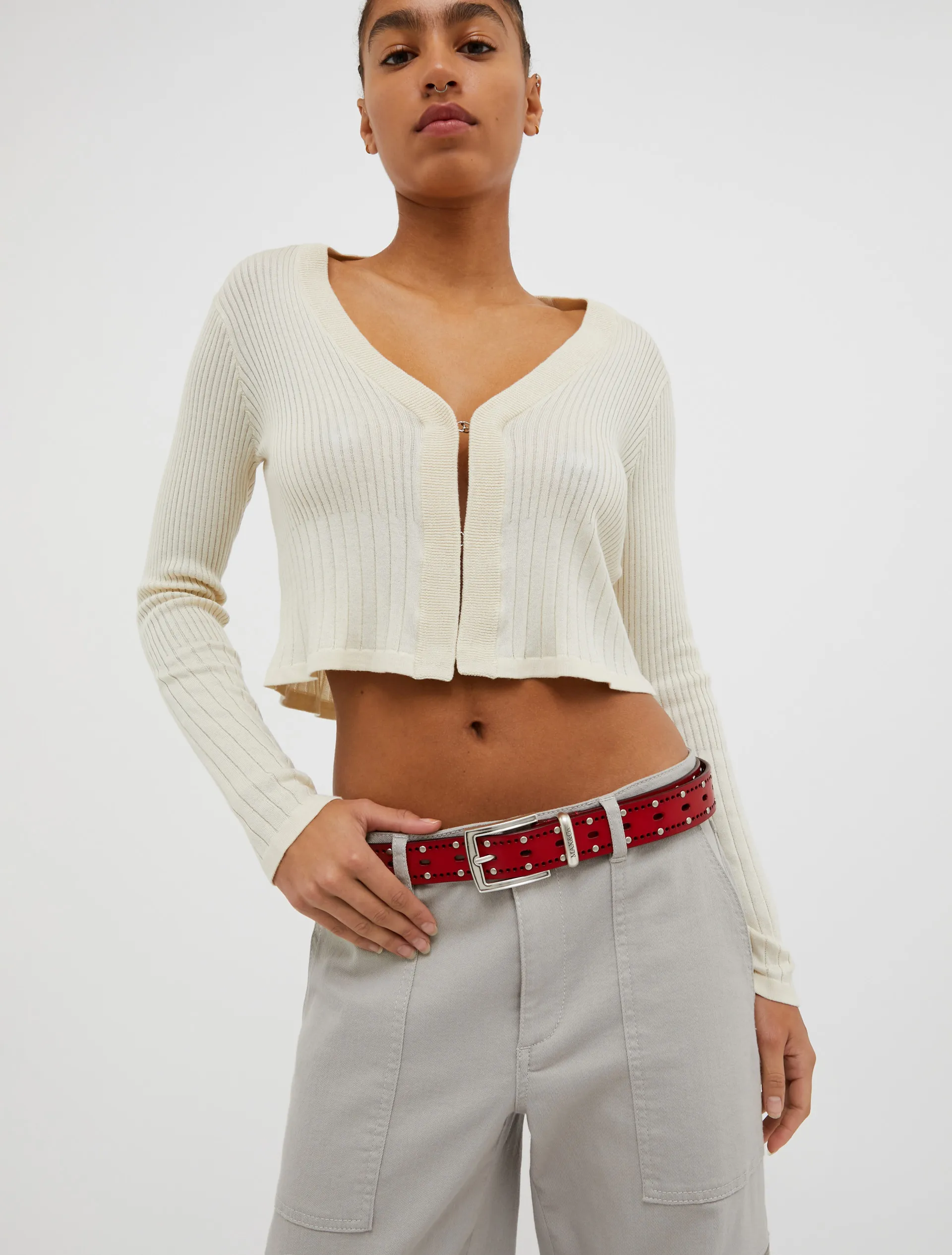 Ceinture en cuir cloutée