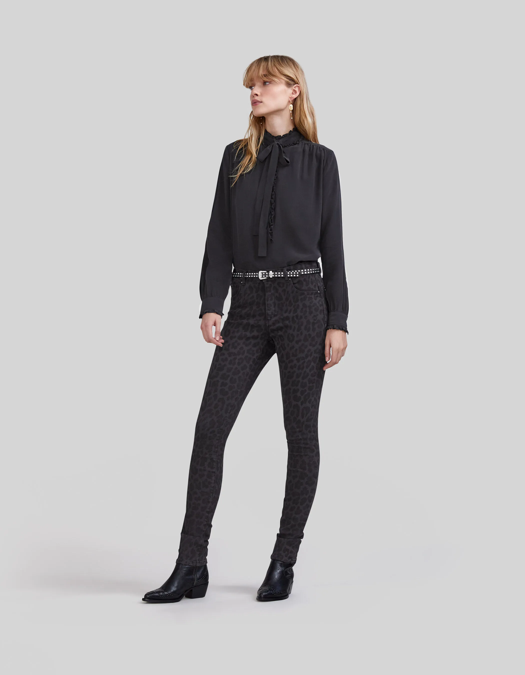 Jean slim anthracite à motif léopard Femme